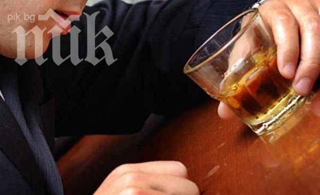 Ученик бере душа след алкохолен запой