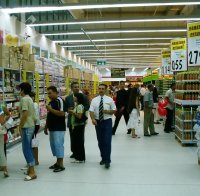 Търговска верига във Великобритания ще сканира лицата на клиентите си