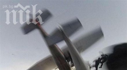 адски сблъсък два самолета заснет камери видео