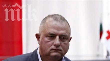 агенцията бежанците назначават служители