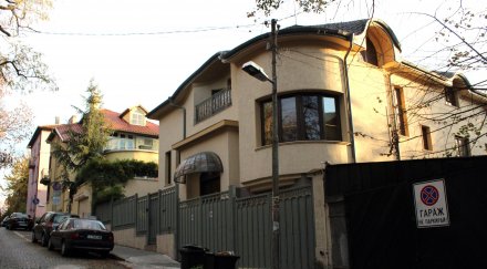 бисеров гълта пари наеми два палата пъпа софия