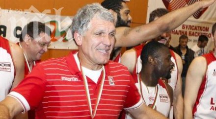 поредната издънка лукойл гони треньора