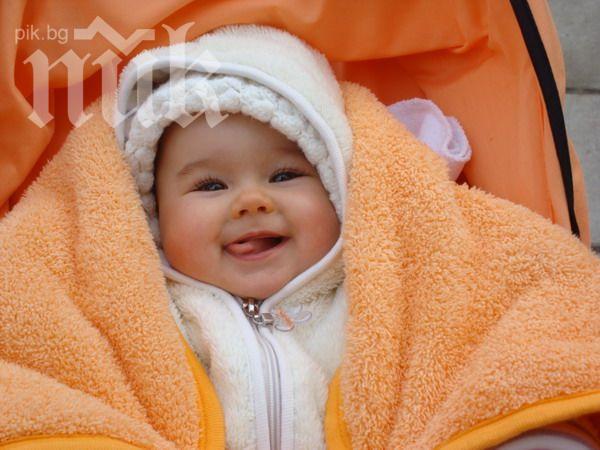 Бургаски прокурори се заеха със случая с размяна на бебета 
