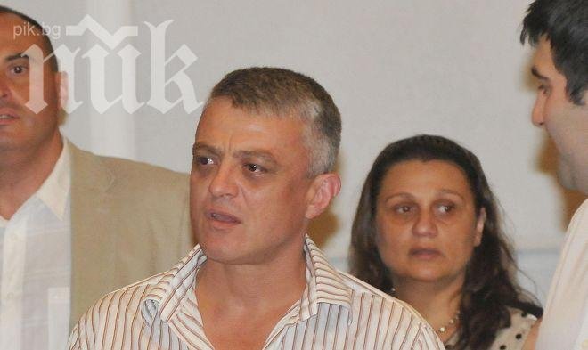 Разследват Бисер Миланов и още четирима за подбуждане на расова омраза