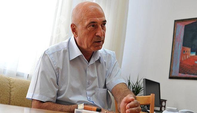 Уволнен е шефът на НДК, вземал 7400 лв. заплата