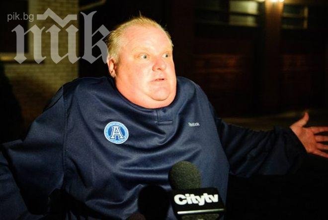 Около 200 души поискаха оставката на кмета на Торонто