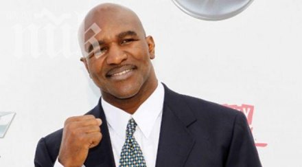 легендарният боксьор ивендър холифийлд софия нае цял хотел 200 000