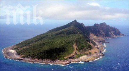 четири китайски кораба приближили спорния остров сенкаку