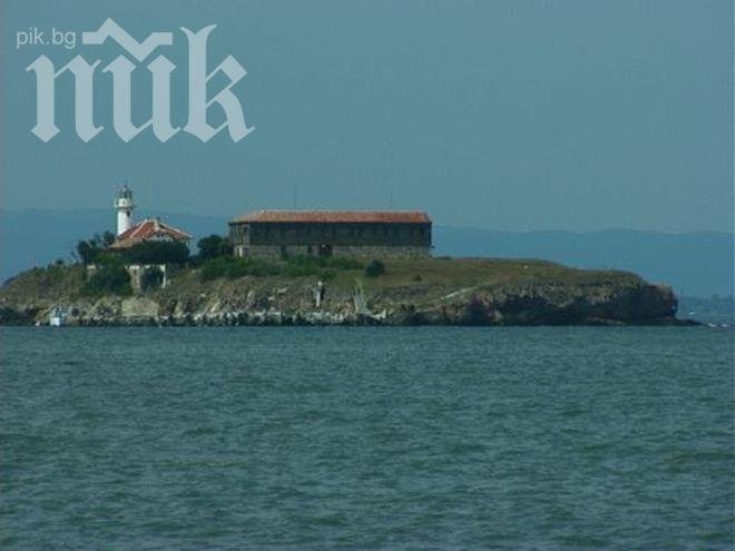 Куриоз! С обява за работа търсят управител на остров от 9 дка край Бургас 