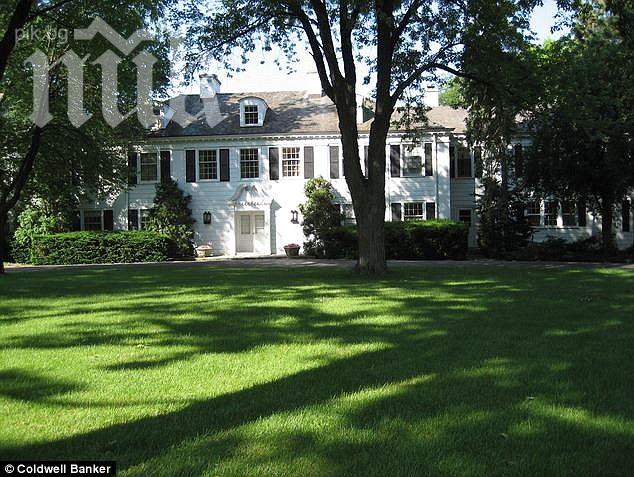 Имението - вдъхновение за Великият Гетсби, се продава за 16 млн. долара.
Вижте уникални снимки!