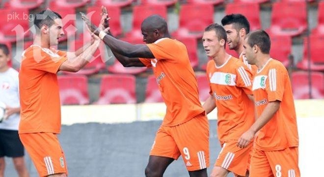 Литекс помете Пирин с 6 гола и се изравни с Лудогорец