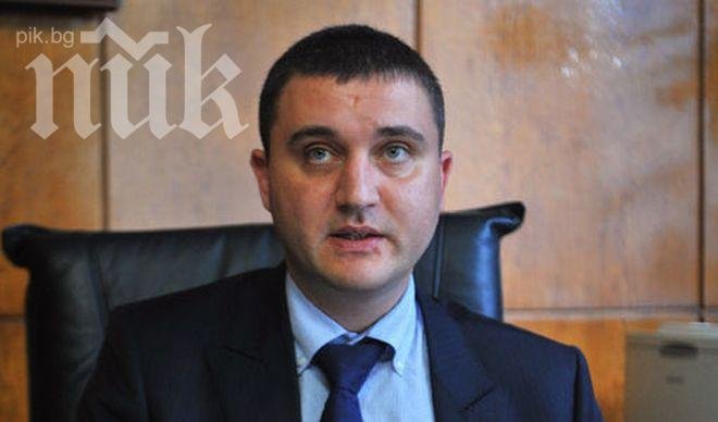 Депутат от ГЕРБ: Бюджетът за 2014 създава проблеми, а не ги решава