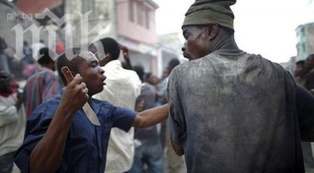 гладна тълпа щурмува склад ориз филипините осем загинаха