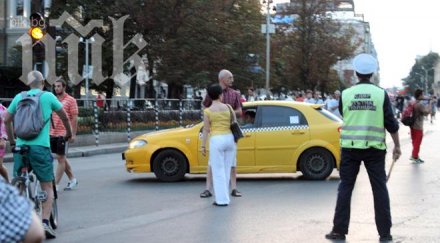 протестиращи блокираха орлов мост