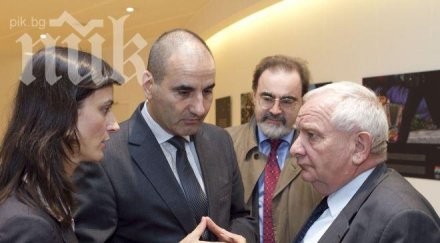 герб дсб жозеф дол подкрепя протестиращите студенти