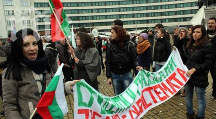 протестите нас централна тема световните медии