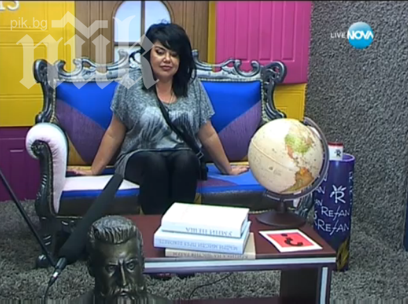 Ваня Червенкова: Кристиан Вигенин е уникално красив мъж