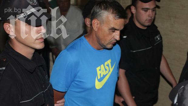 Искат освобождаване на румънеца, погубил двама край гара Яна