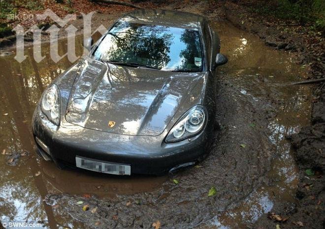 Порше за 300 хил. лв. затъна в калта (снимки)