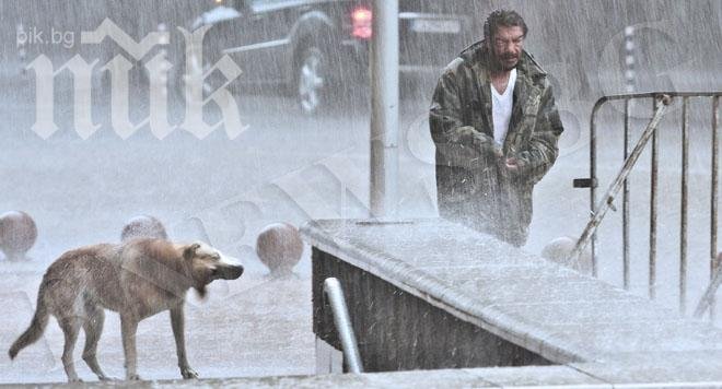 Синоптици вещаят апокалипсис! От утре ни заливат жестоки порои!