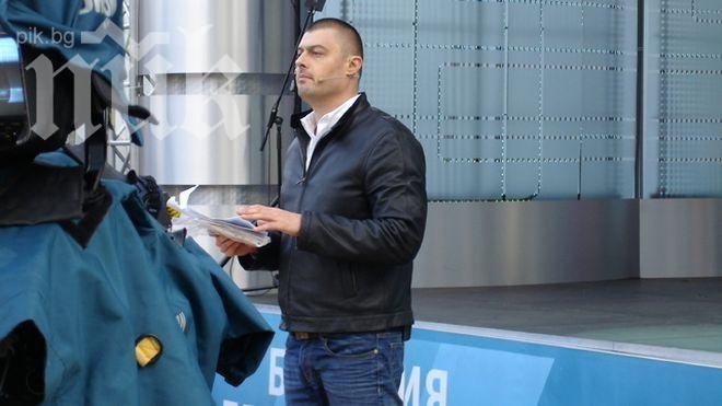 Бареков пред ПИК: Бойко Борисов да каже дали е познавал Бай Миле, Стоил Славов и другите босове от СИК?