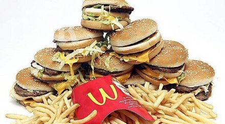 клиенти обявиха война макдоналдс десетки хиляди скочиха американските сандвичи интернет гонят рекорд гинес