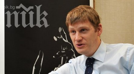 британският посланик джонатан алън правителството чуе хората