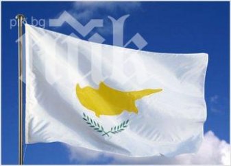 бившият президент кипър критично състояние