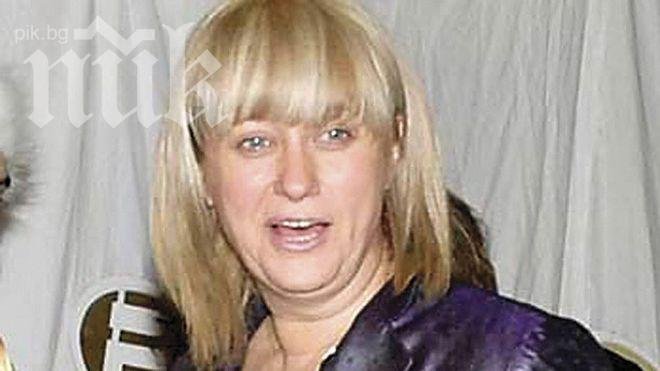 Венелина Гочева на съд за долна лъжа!