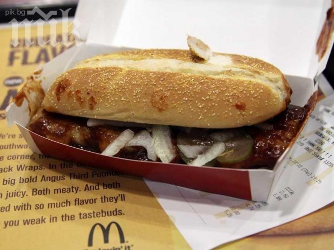 Разкриха измамата с Макдоналдс! Вижте с какво тъпчат сандвичите и повече няма да ги докоснете! (снимка)