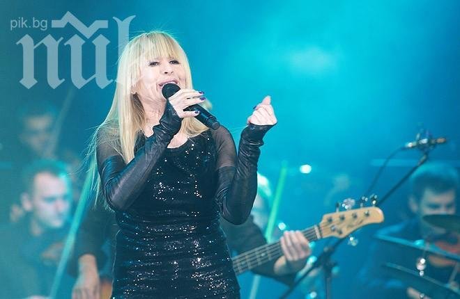 Лили Иванова взриви тотално нета