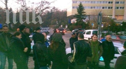 екшън студиото кеворкян пазят цветлин йовчев сидеров протестиращи