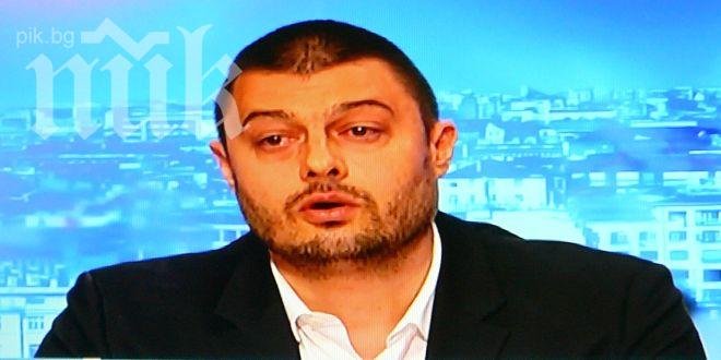 Бареков: Не ме сравнявайте с пуделите Волен Сидеров и Яне Янев