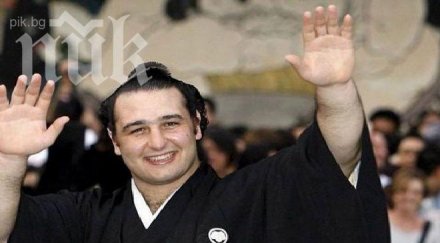 котоошу отказва българско гражданство