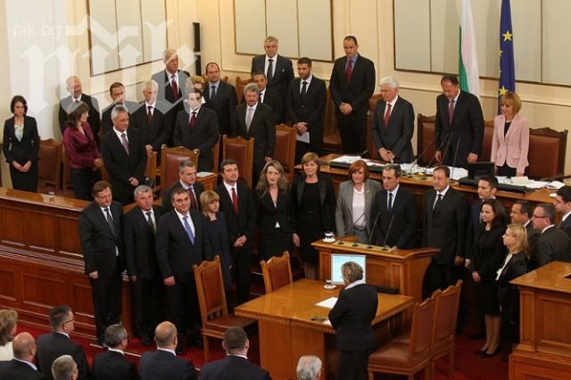 Аз съм социалист, но ме е срам от БСП и това правителство