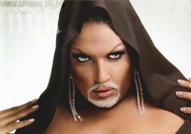 Бившият мъж на Азис арестуван за източване на милиони!