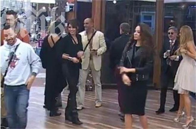 Евтин напън за рейтинг! Сбирщина от кухи лейки, анонимници и простаци пробутва Биг брадър ол старс 