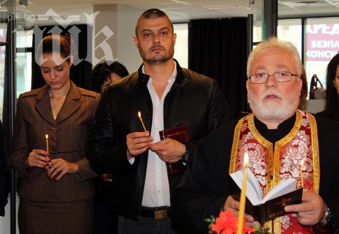 Бареков пред ПИК: ДАНС незабавно да провери дали Плевнелиев има активни офшорки! Той и туморът Цветанов да изчезнат от политиката!