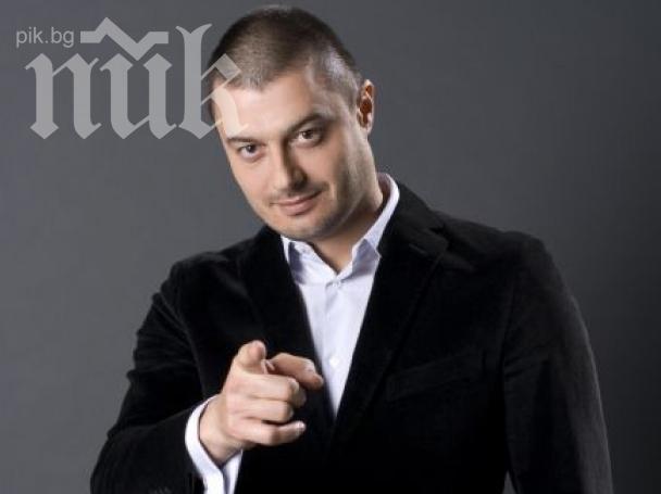 Бареков пуска сензационни снимки на Борисов с основателите на СИК! 