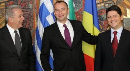 ударихме контра македония гърция румъния