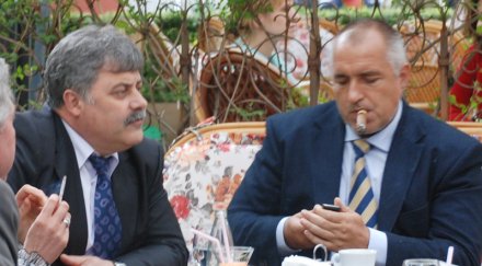 депутатът герб иван петров пик чакъра можеше използваме гранатомет