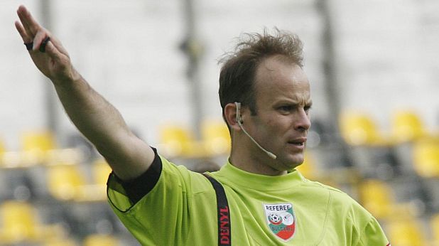 Николай Йорданов свири Лудогорец - Левски