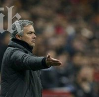 Моуриньо отряза мераците на Барса за Рамирес и Куртоа