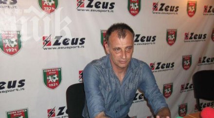 треньорът левски защити цска