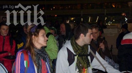 две демонстрации блокираха трафика парламента