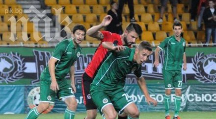 скандал бургас черноморец съди нефтохимик