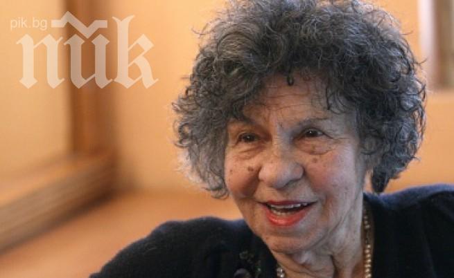 Великата Стоянка Мутафова: Парцалев си водеше момче-гадже на всяко представление! Отказваха му звание, защото беше гей!