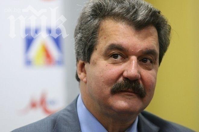 Тодор Батков: Дребни сметки, хитрини и наглост; съдията е гузен