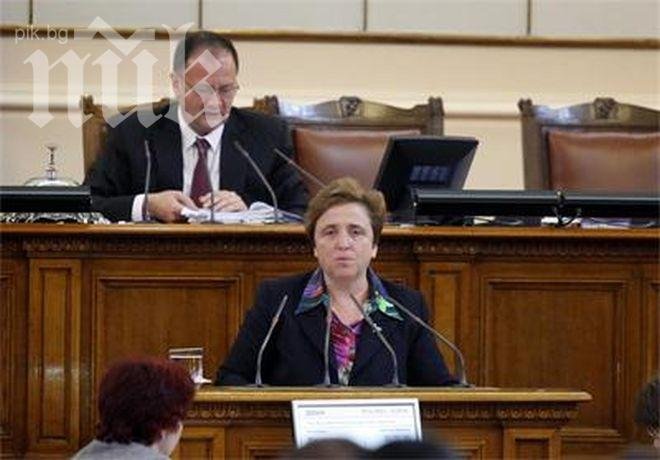 БСП зове: Да се обединим с ГЕРБ за намаляване на бедността!