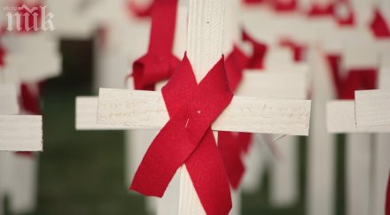 гърците самозаразяват вируса спин получават помощи